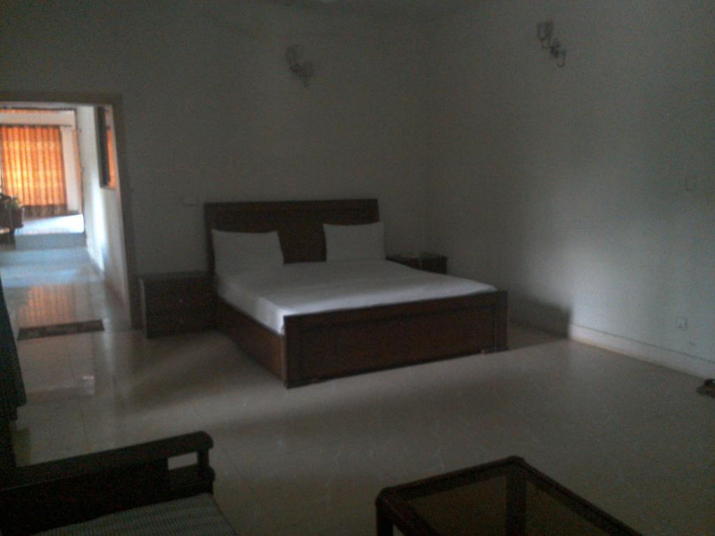 Pyramid International Guest House イスラマバード エクステリア 写真